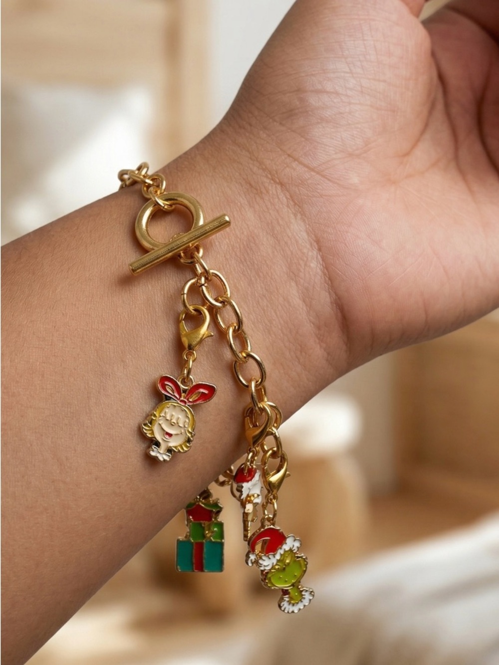 Golden Grinch themed Charm toggle Bracelet with Colorful charms - Picture 4 of 4